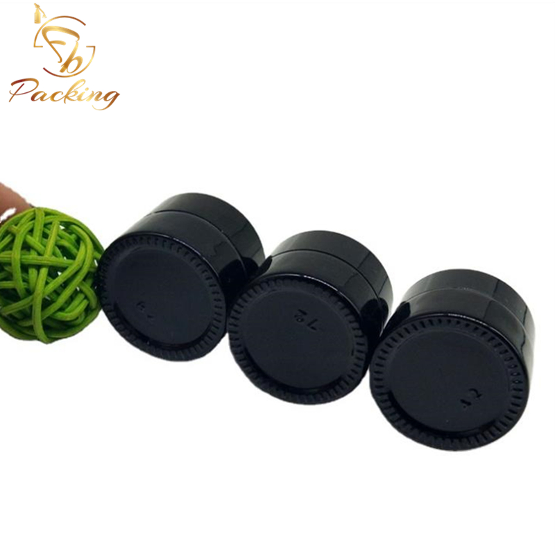 Wholesale Cosmetic Packages OEM Colored Shiny Black 5g Glass Jar with Plastic Lid