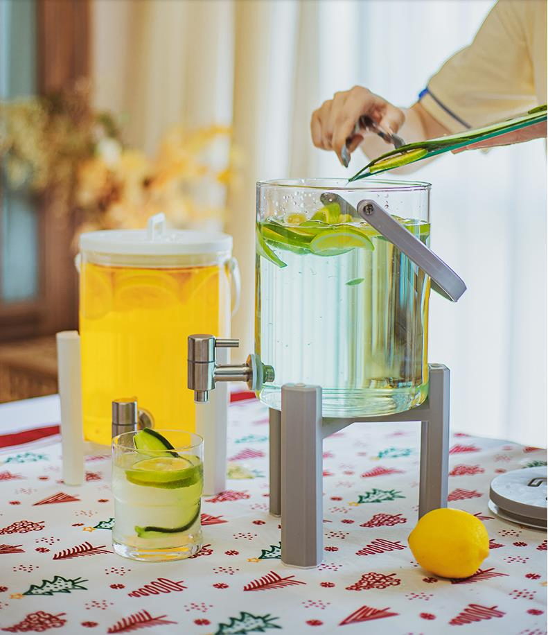 High Quality Bamboo Wood Stand Base Juice Milk Beer Glass Beverage Dispenser with PU Leather Handle and Stainless Steel Spigot