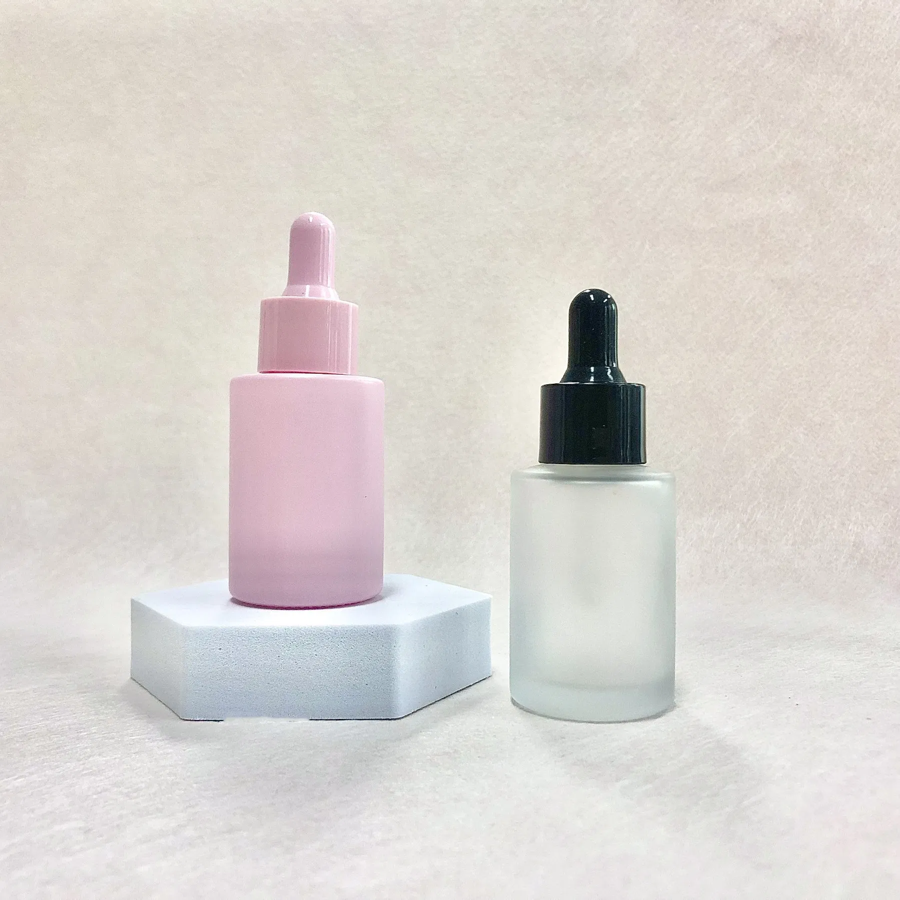 30ml Empty Cosmetic Glass Perfume Bottle with Dropper and Plastic Cap