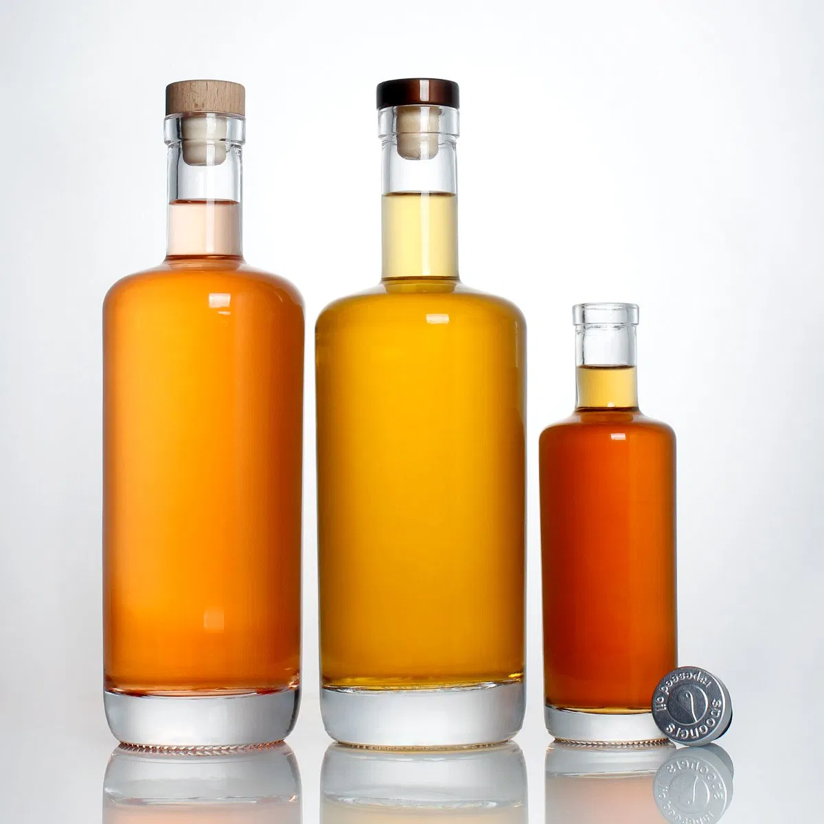 Custom Logo Embossed Clear 500ml 700ml 750ml Rum Tequila Gin Brandy Rum Whisky Vodka Liquor Spirits Glass Bottle