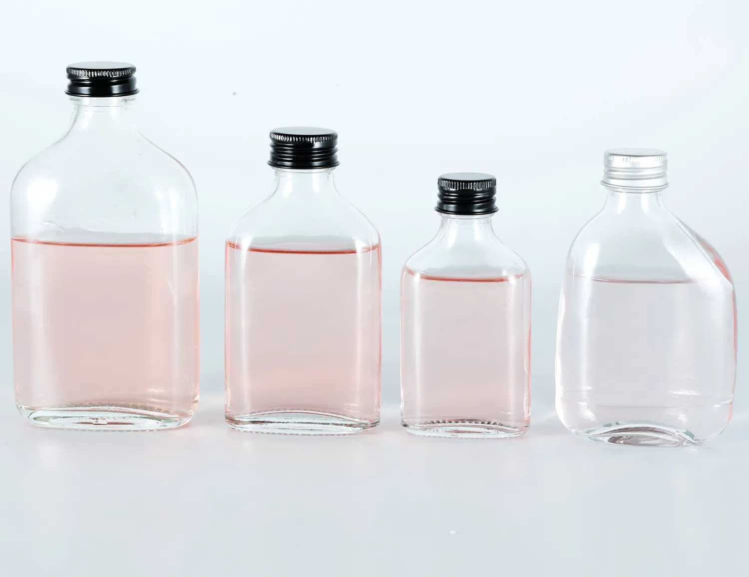 Factory Wholesale 50ml 100ml 200ml 250ml 350ml 500ml Empty Spirits Liquor Flat Flask Coffee Juice Beverage Cold Brew Glass Wine Bottle with Aluminum Lids