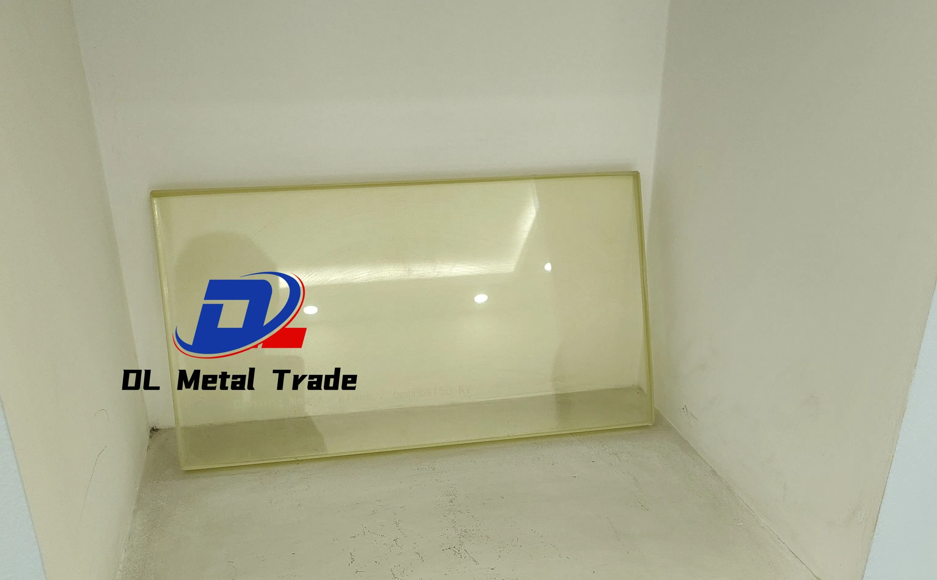 Sample Exclusive Hospital Anti-Radiation Lead Glass for CT Rooms, Dr Rooms, Radiation Protection Glass for Hospitals, Lead Glass for Hospitals