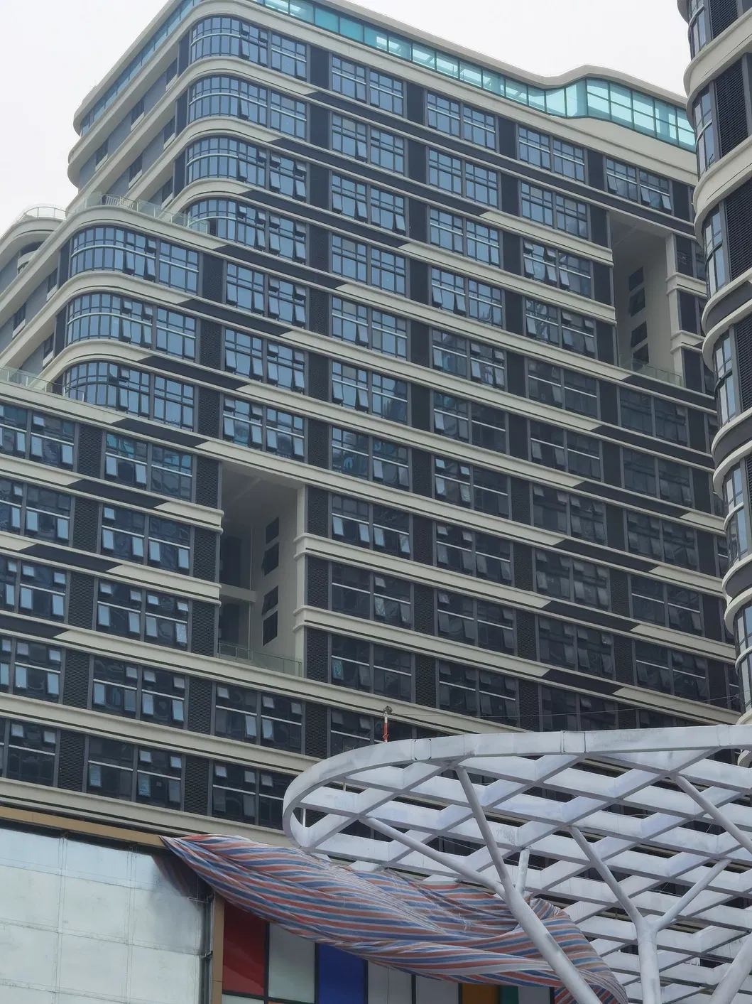 Commercial Glass Solution