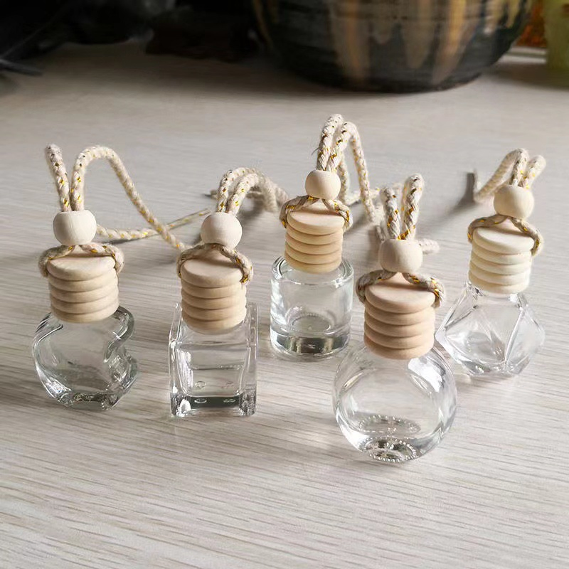 Custom Logo 8ml Clear/Black Square Shaped Car Hanging Diffuser Oil Glass Perfume Bottle with Black Wooden Cap