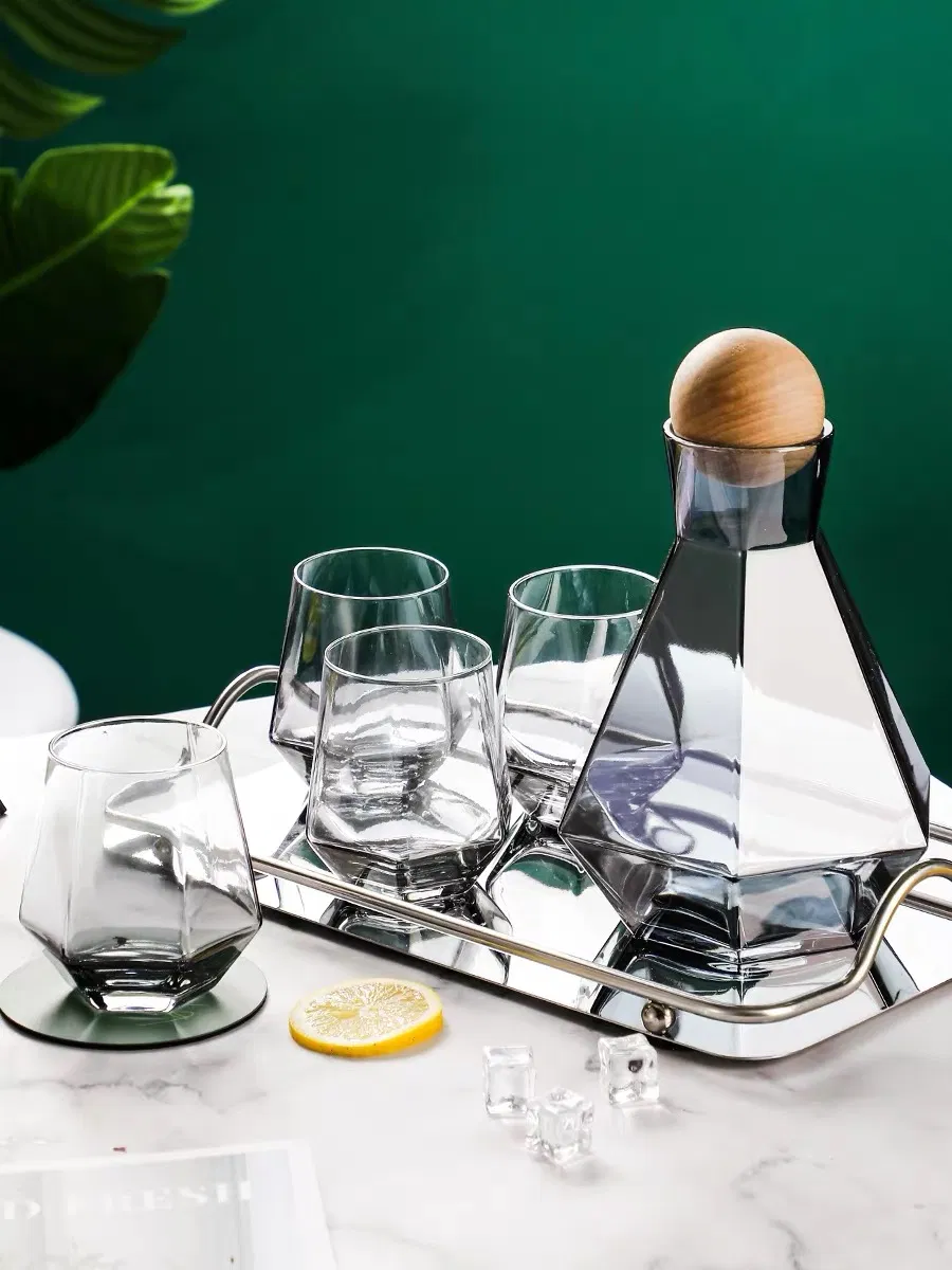 1300ml Wooden Ball Lid Diamond Shape Design Glass Pitcher Iced Tea Pitcher Water Jug Hot Cold Water Ice Tea Wine Coffee Milk