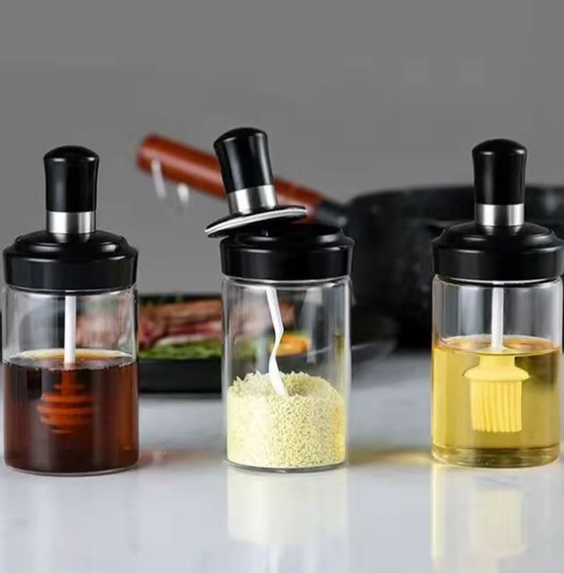 Spice Pepper Jar Set 250ml Honey Bee Chili Sauce Glass Bottle Packaging with White Silicone Brush Stick Spoon