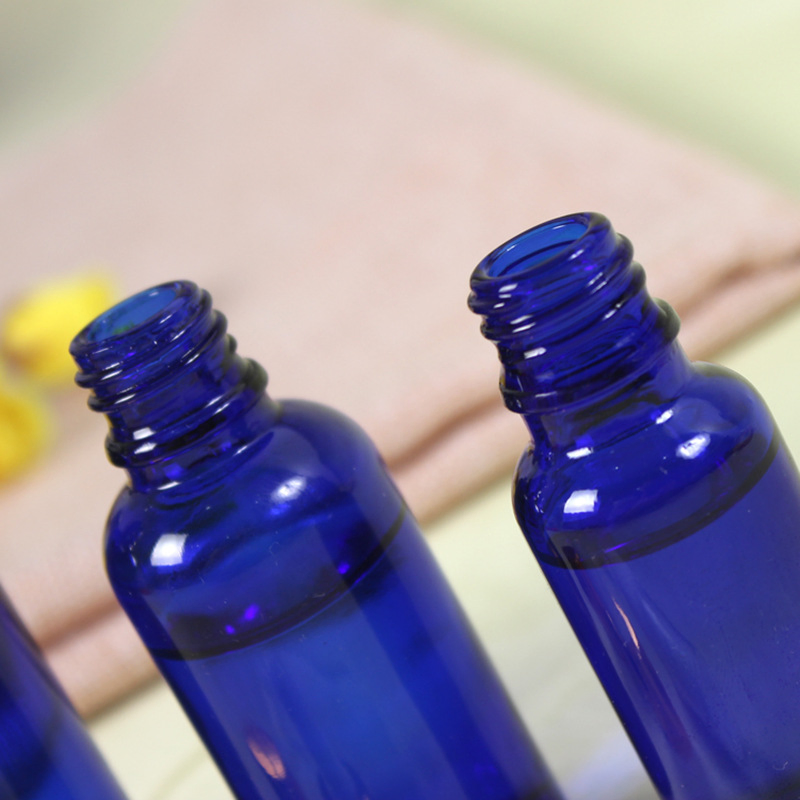 5ml-100ml Blue Glass Essential Flower Oil Bottle with High Quality Dropper