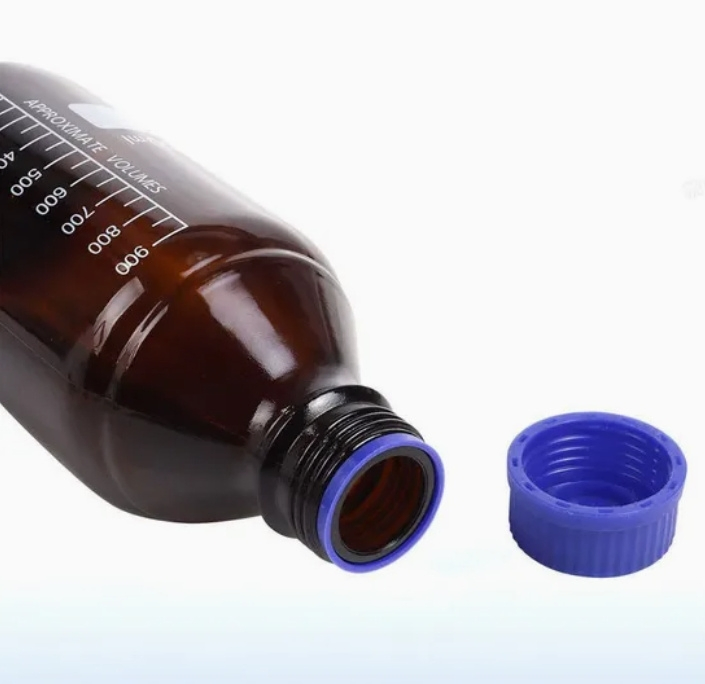 Premium Glass Reagent Bottle for Safe Storage and Precision Measurement