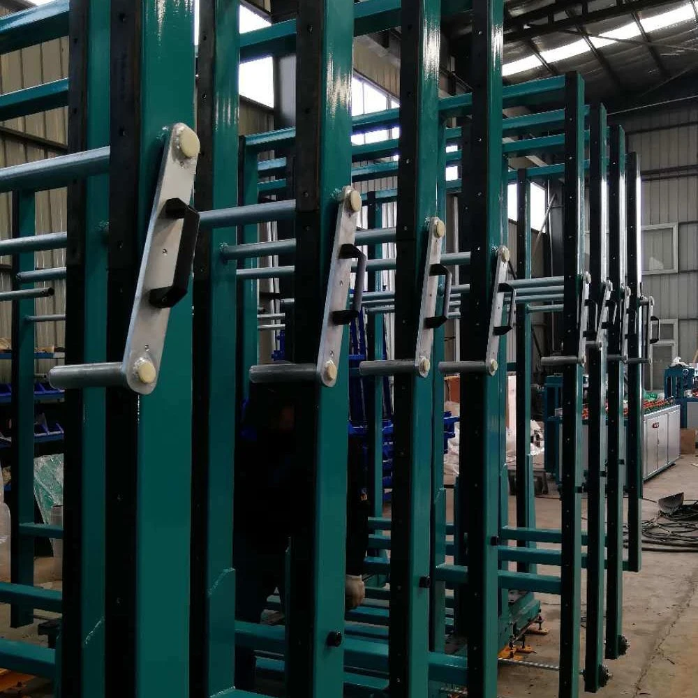 Compact-System Glass Storage for Storing Glass Sheets of Any Stock Size