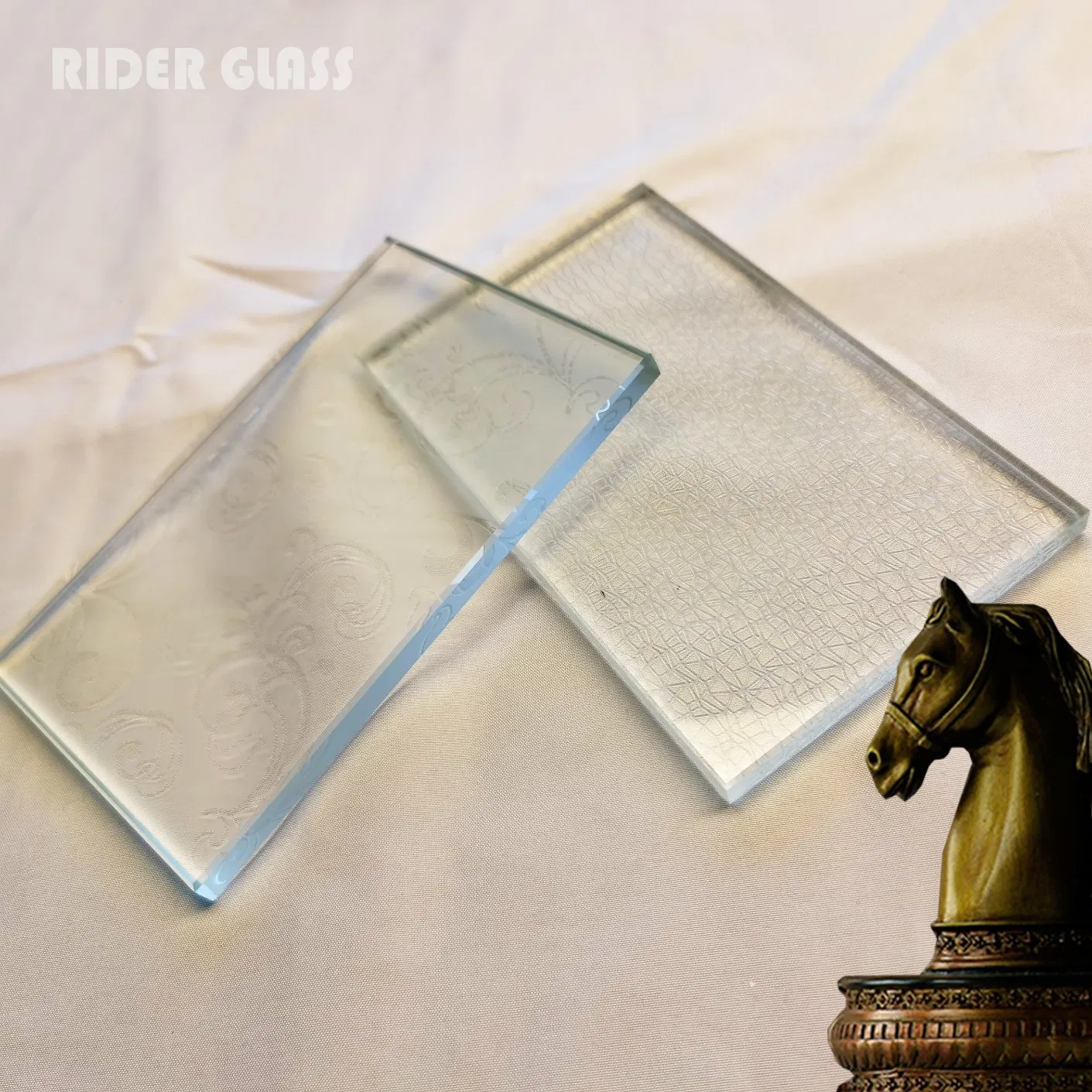Made in China Float Flat (Rider) Glass and Free Sample Mirror Glass