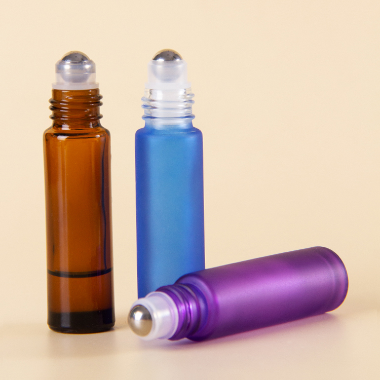 Hot Selling 5ml Colorful Frosted Colored Glass Roll on Bottles Empty Mini Portable Essential Oil Roller Bottle with Plastic Cap
