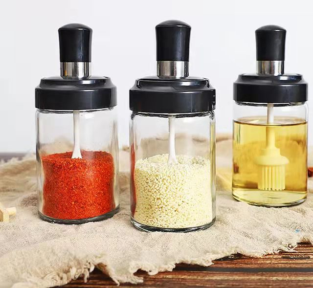 Spice Pepper Jar Set 250ml Honey Bee Chili Sauce Glass Bottle Packaging with White Silicone Brush Stick Spoon