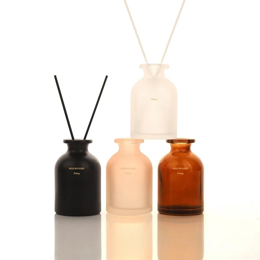 Custom Logo Luxury and Unique Glass Reed Diffuser Bottle 130ml Round Empty Clear Diffuser with Stick and Lid