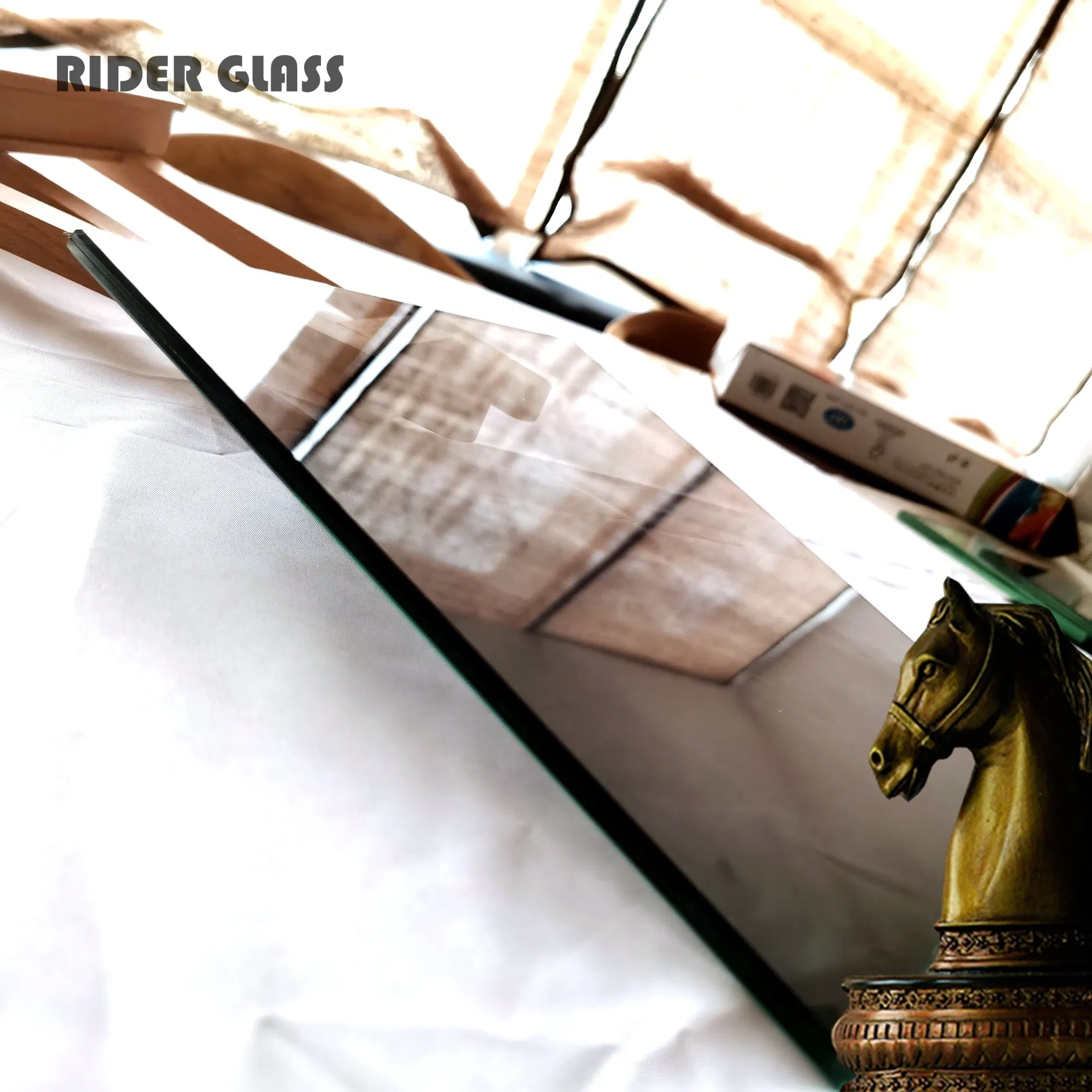 Made in China Float Flat (Rider) Glass and Free Sample Mirror Glass