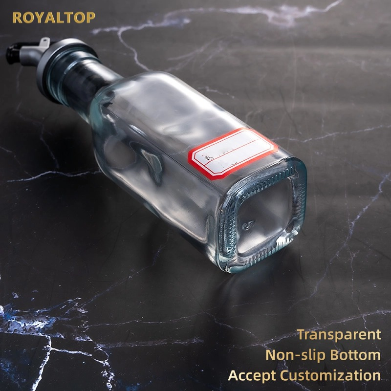 Wholesale Small Olive Oil Packaging Square Glass Kitchen Cooking Oil Dispenser Bottles with Silver Lid