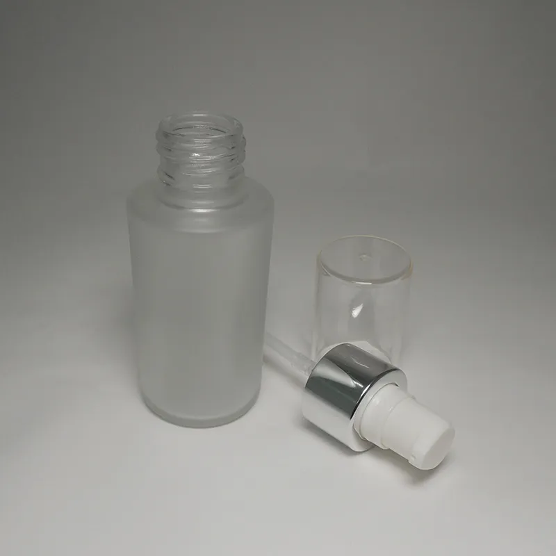 60ml Glass Bottle Pump Detail