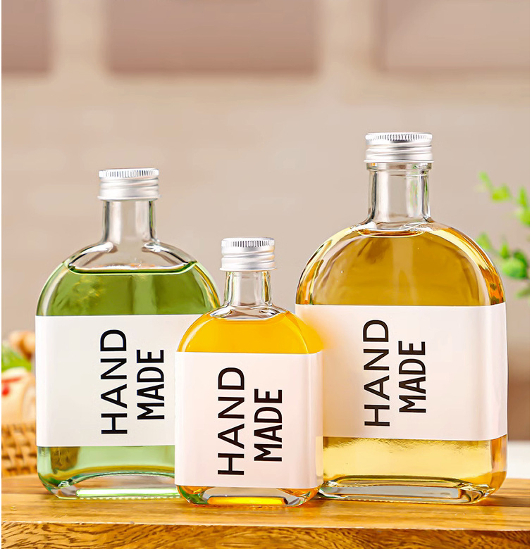 Wholesale 100ml 200ml 250ml 300ml Beverage Glass Bottle Drinks Water Juice Milk Tea Bottles