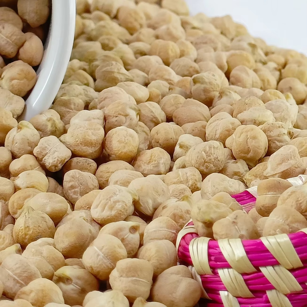 Chickpeas View 3