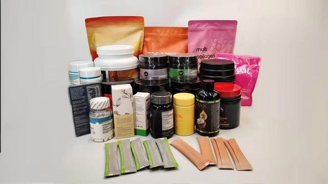 Rice protein concentrate and wheat gluten protein ingredients