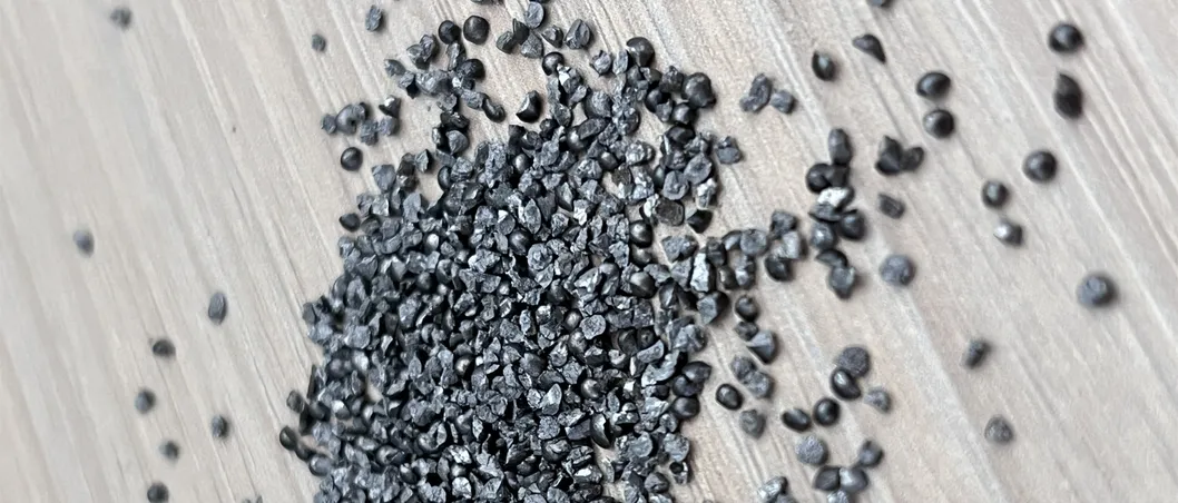 Steel Abrasive Sand Blasting Steel Grit with High Hardness