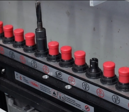 Advanced Drill Machine for Precision Furniture Assembly Tasks