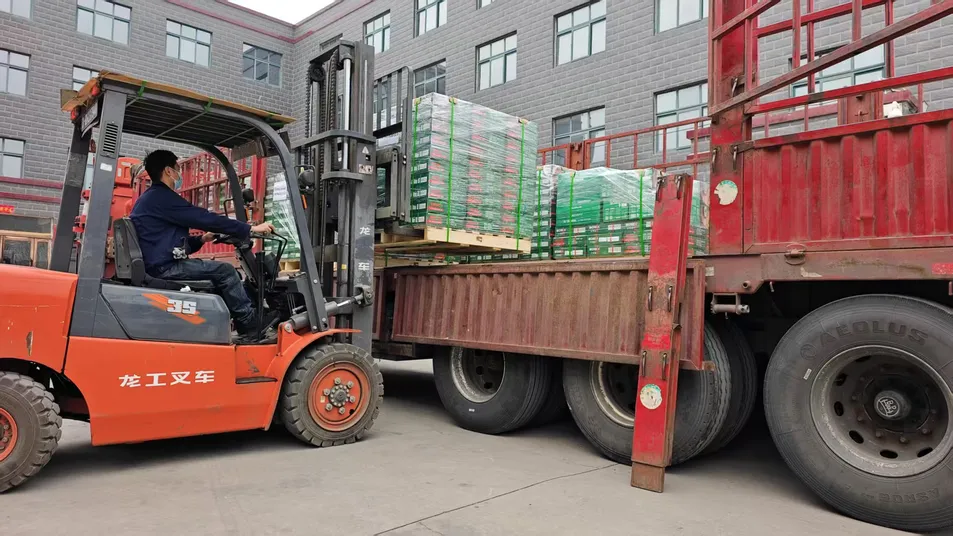 Goods shipping preparation