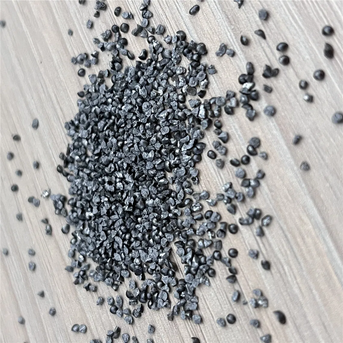 Steel Abrasive Sand Blasting Steel Grit with High Hardness