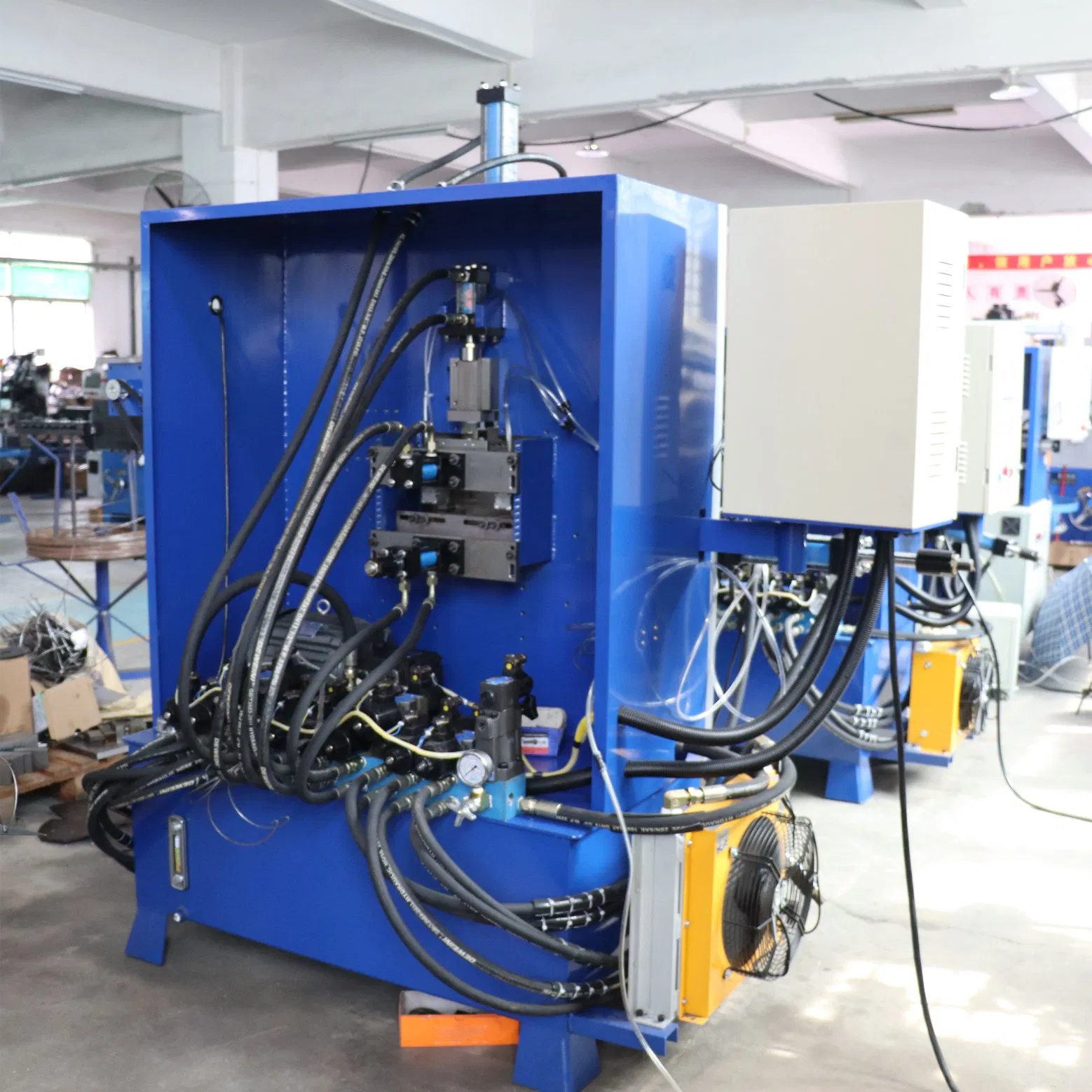 Versatile Automatic Bucket Handle Bender for Efficient Production