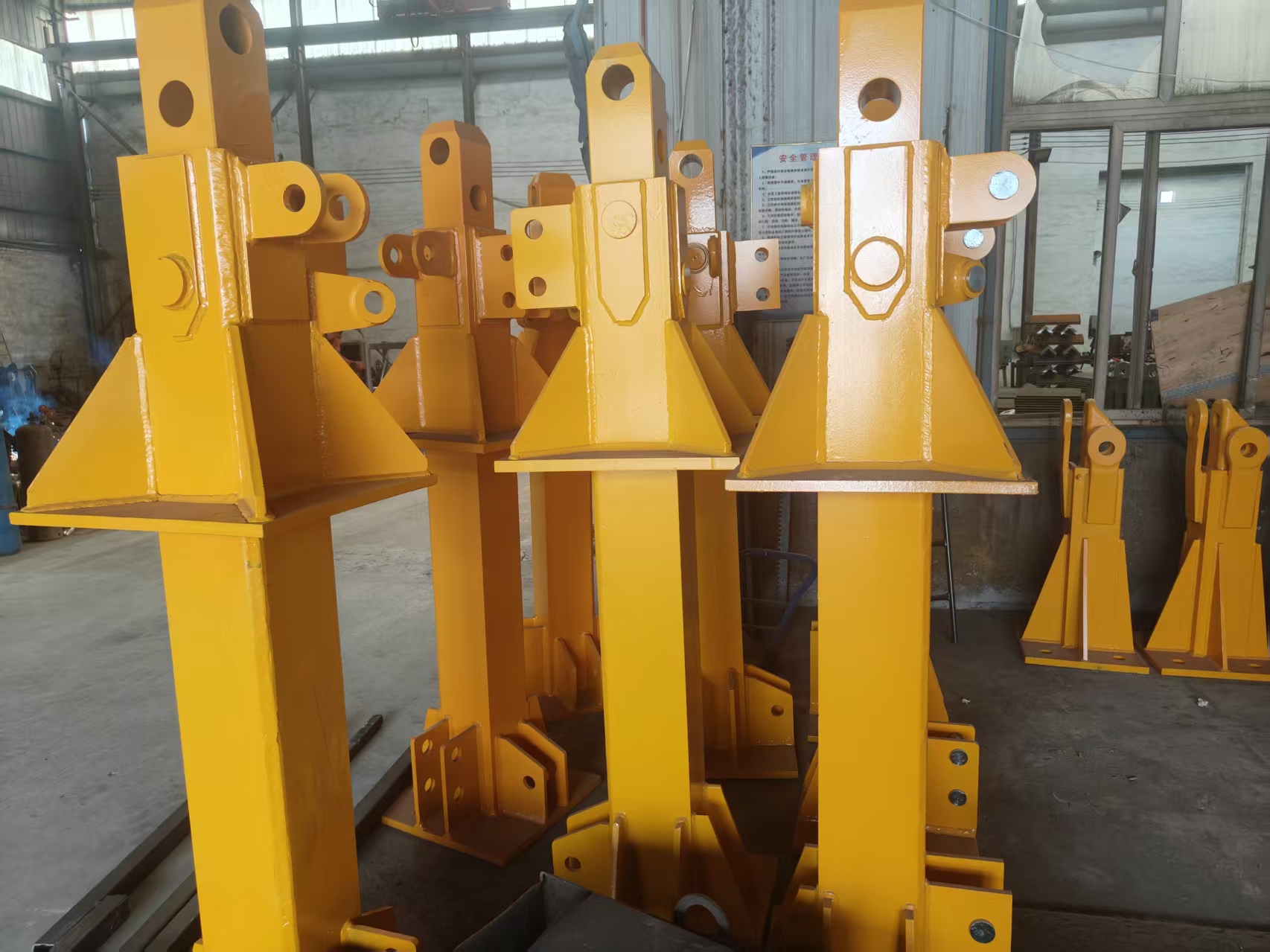 Q355B High Strength Steel Tower Crane Wall Tie Anchor Base Precision Holes for Fast Field Installation