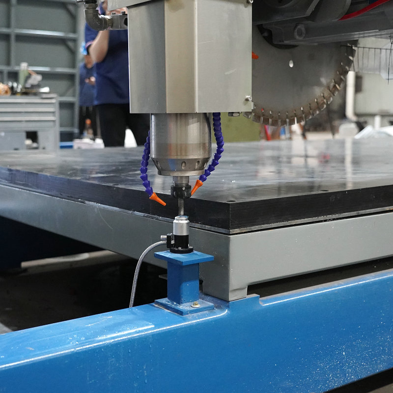 2026 Hualong 5 Axis CNC Bridge Saw Marble Granite Stone Cutting Machine for Granite by Top Chinese Manufacturer