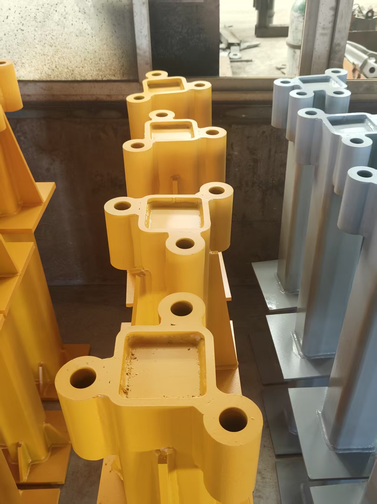 Q355B High Strength Steel Tower Crane Wall Tie Anchor Base Precision Holes for Fast Field Installation