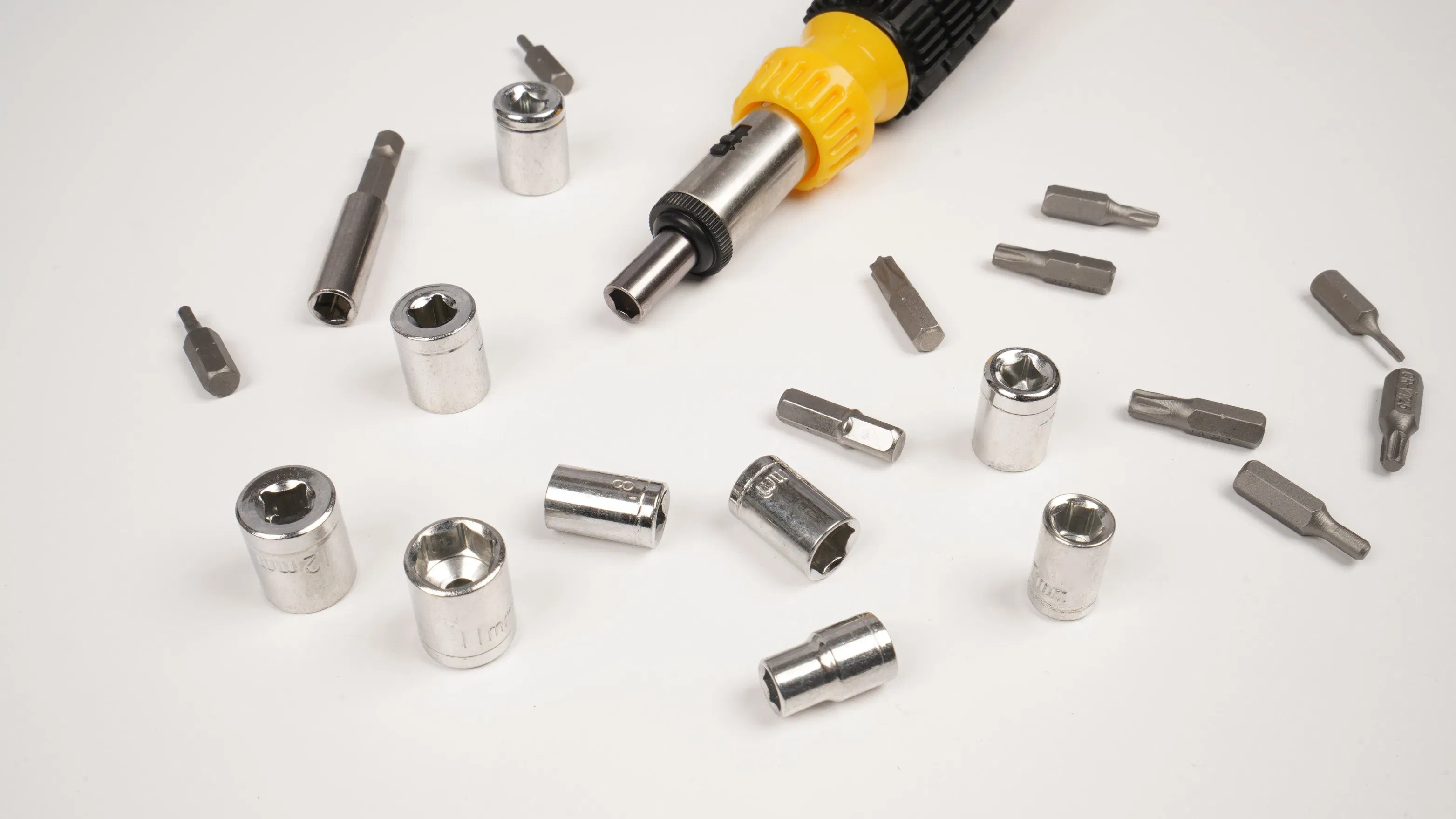 41PCS Professional Widely Used Multi Function Auto Repair Tool Socket Set