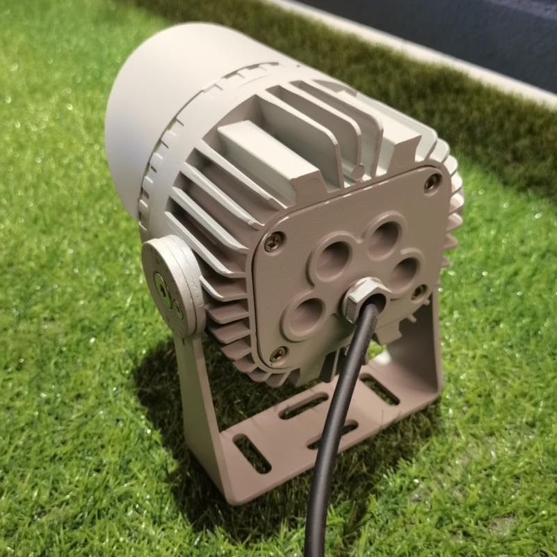 6~18W 6~9LEDs Aluminum Round Floodlight 3000K 2700K Suitable for Garden/Lawn/Square