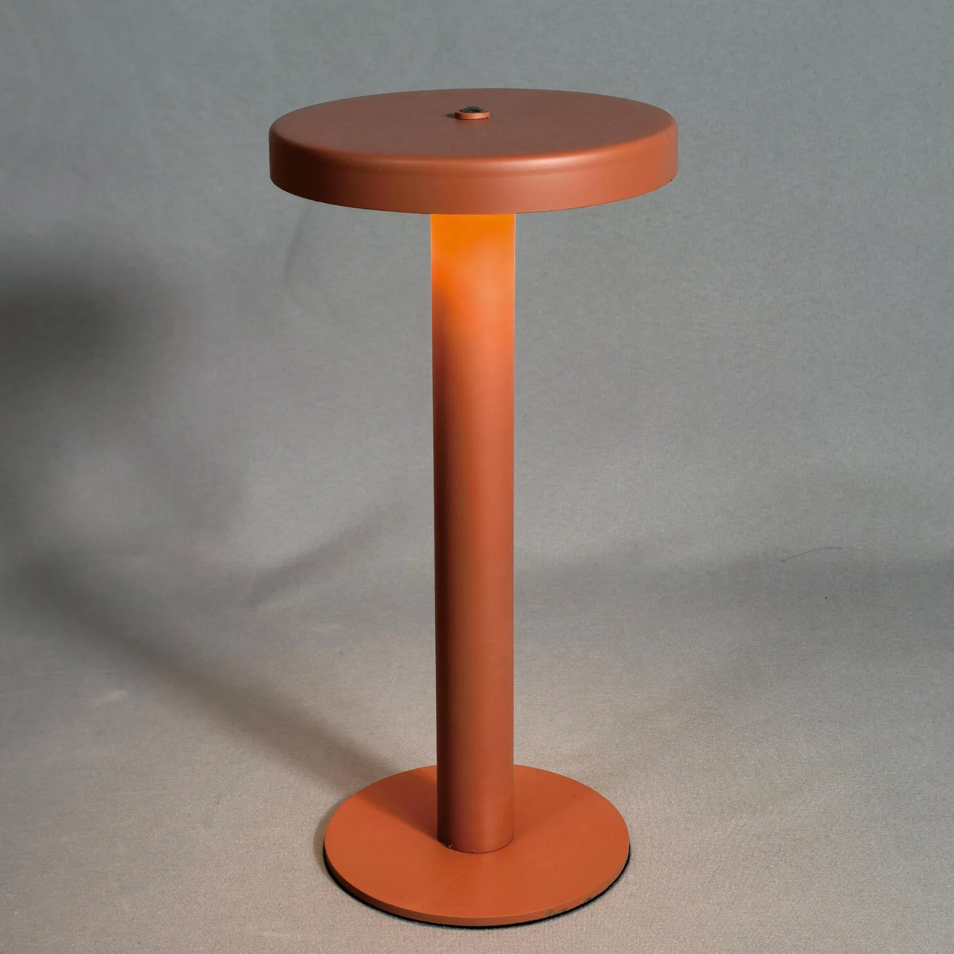 Hisoon New Design Minimalism Ambient Rechargeable Cordless Table Lamp