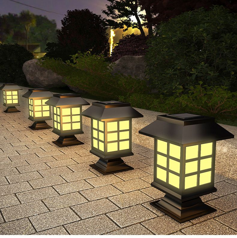 Stylish LED Lawn Light with Solar Power for Garden Decoration