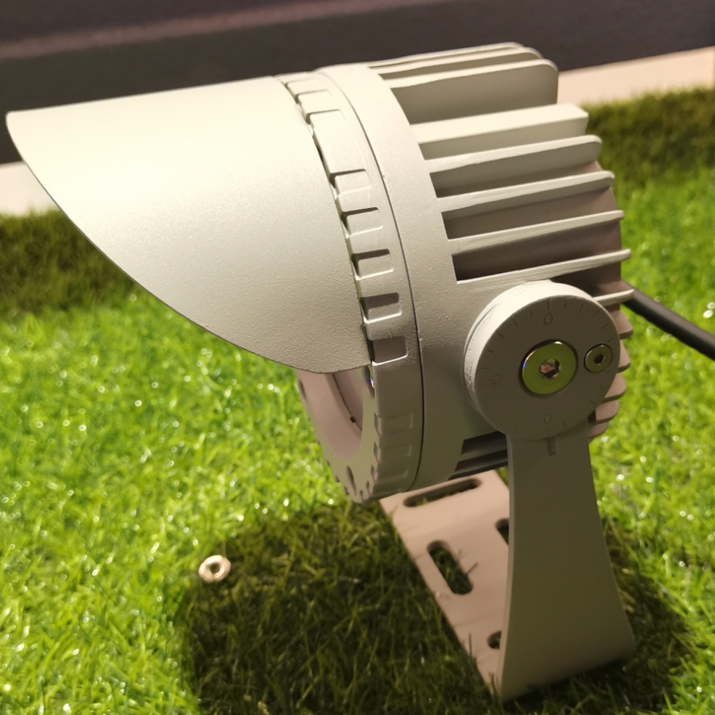 6~18W 6~9LEDs Aluminum Round Floodlight 3000K 2700K Suitable for Garden/Lawn/Square