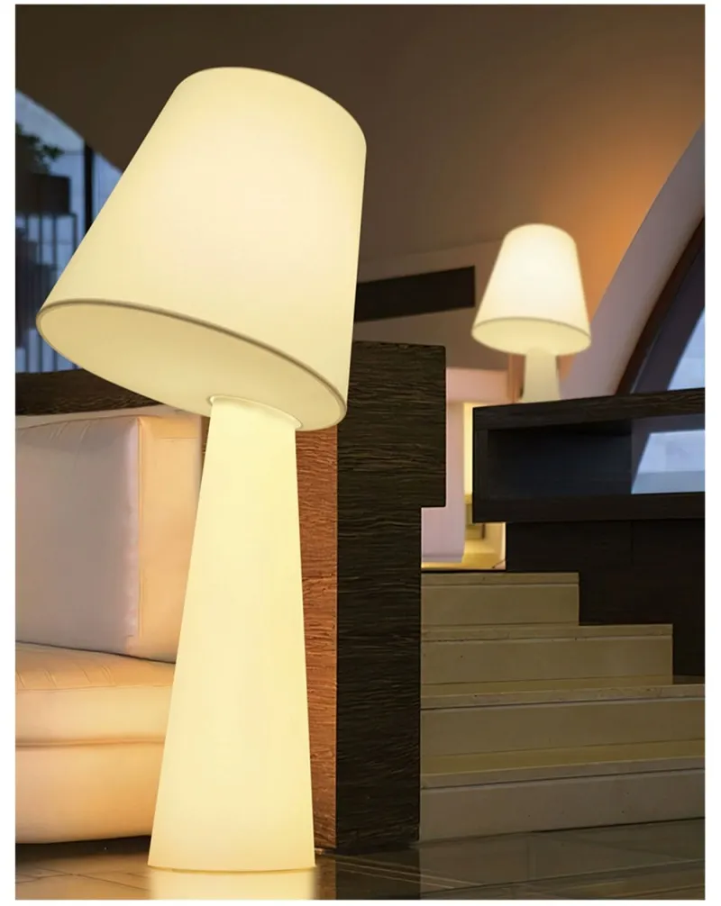 Floor Lamp Detail 10