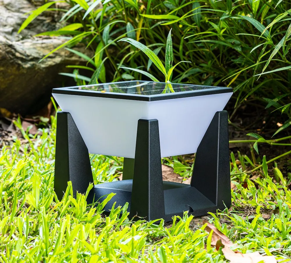 Solar Pillar Light 1