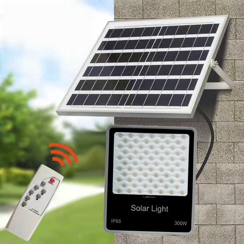 Solar Integrated Floodlight, Fast Charging Special Lamp for Outdoor Billboard Stadium Lighting