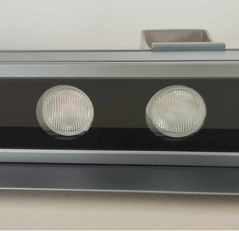 Versatile LED Wall Washer for Stunning Architectural Illumination