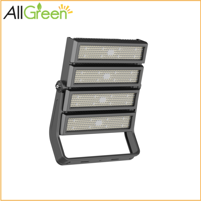 Durable High Mast Lighting Solutions with Efficient Lifting Mechanism for Outdoor Stadiums