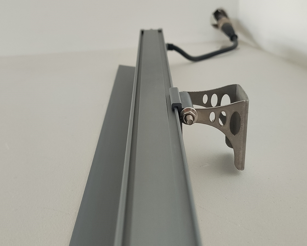 Versatile LED Wall Washer for Stunning Architectural Illumination