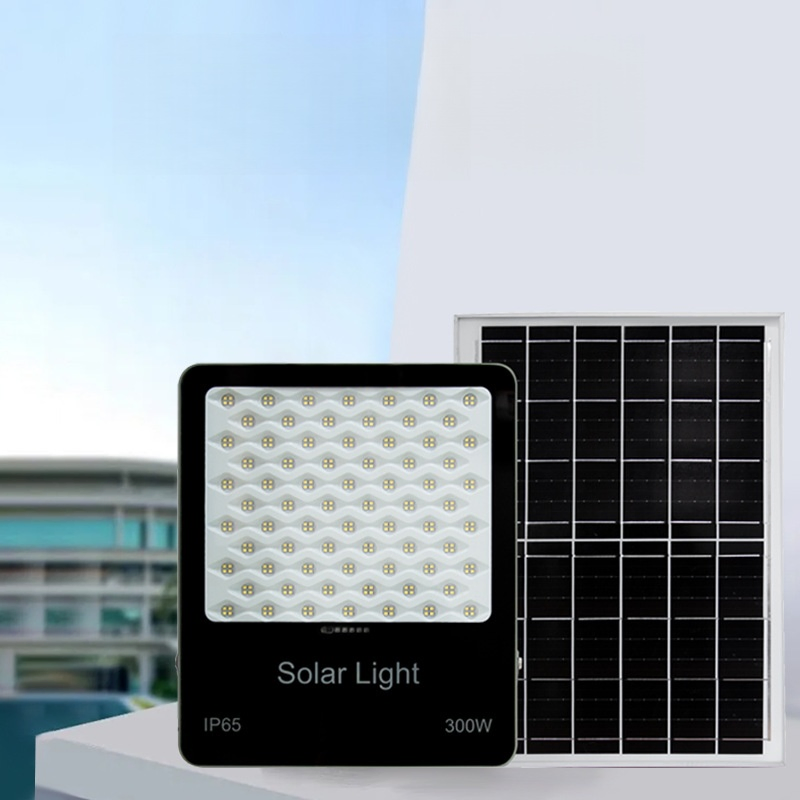 Solar Integrated Floodlight, Fast Charging Special Lamp for Outdoor Billboard Stadium Lighting