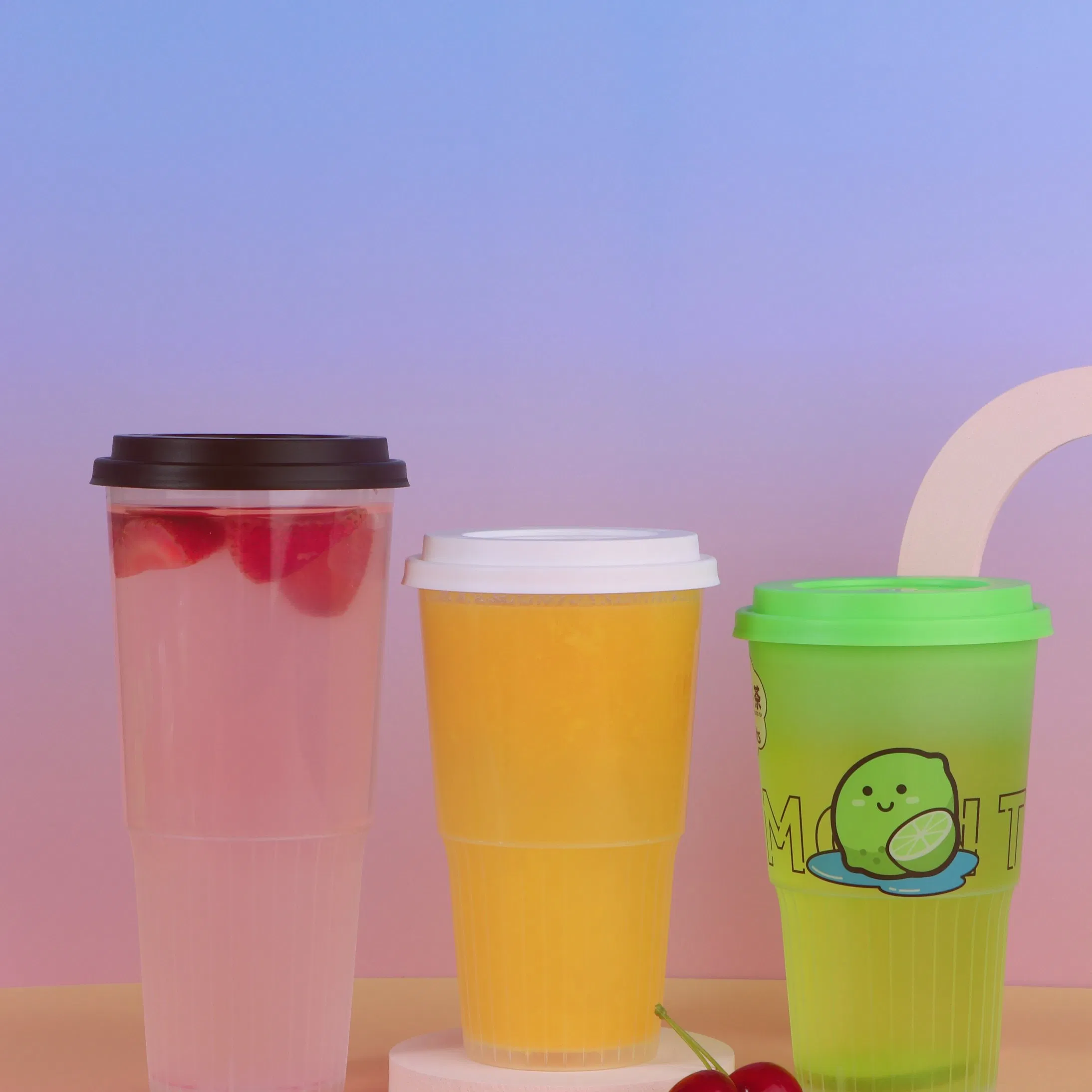 Xyj Hot Sale Leakproof Plastic Water Bottles with Carry Handle