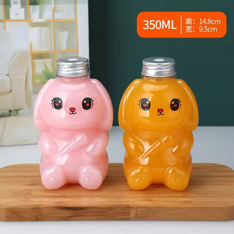 Custom Cute Bear Clear Pet Plastic Round Beverage Bottle for Homemade Juices, Smoothies, Milk and Drinks Recyclable