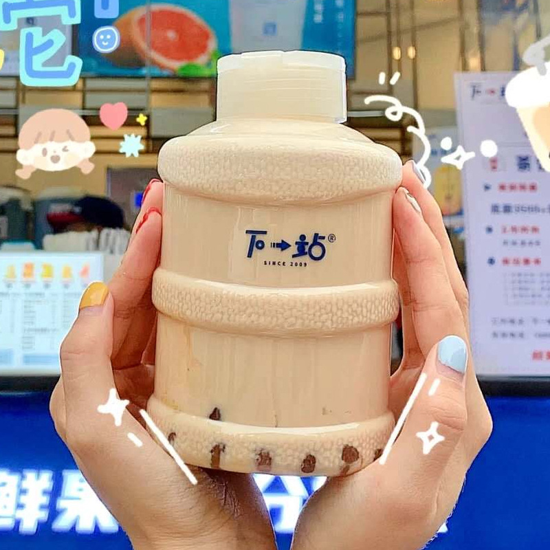 OEM Creative Funny Portable Leakproof Mini Water Bucket Plastic Bottle for Cold Press Juice with Plastic Screw Cap