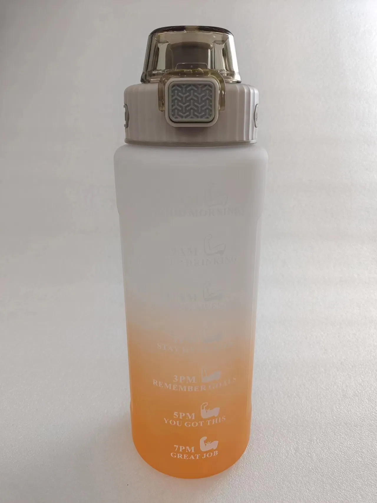 Custom Food Grade 1500ml Fitness Gym Sports Clear Plastic Motivational Water Bottle with Time Marker and Straw