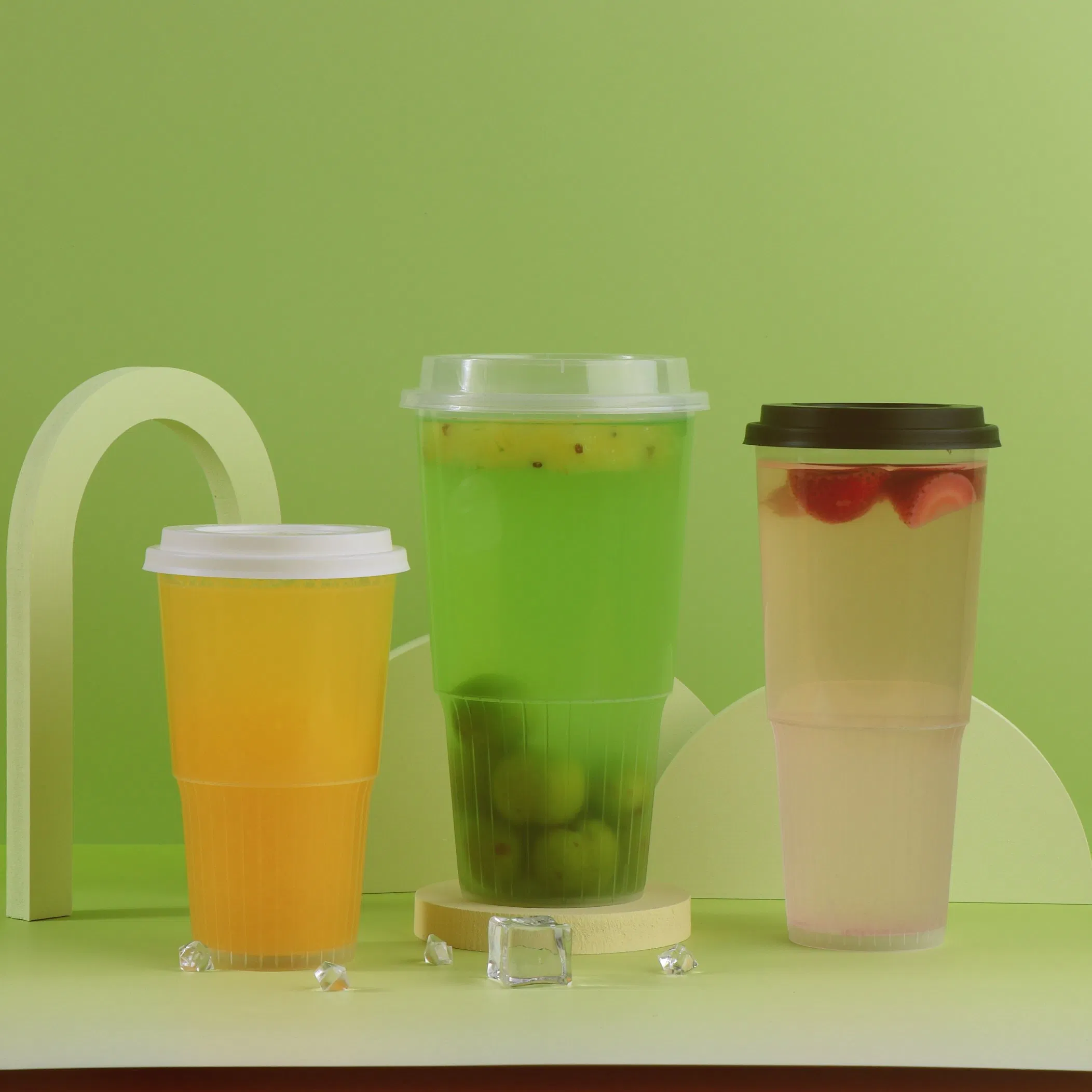 Xyj Hot Sale Leakproof Plastic Water Bottles with Carry Handle