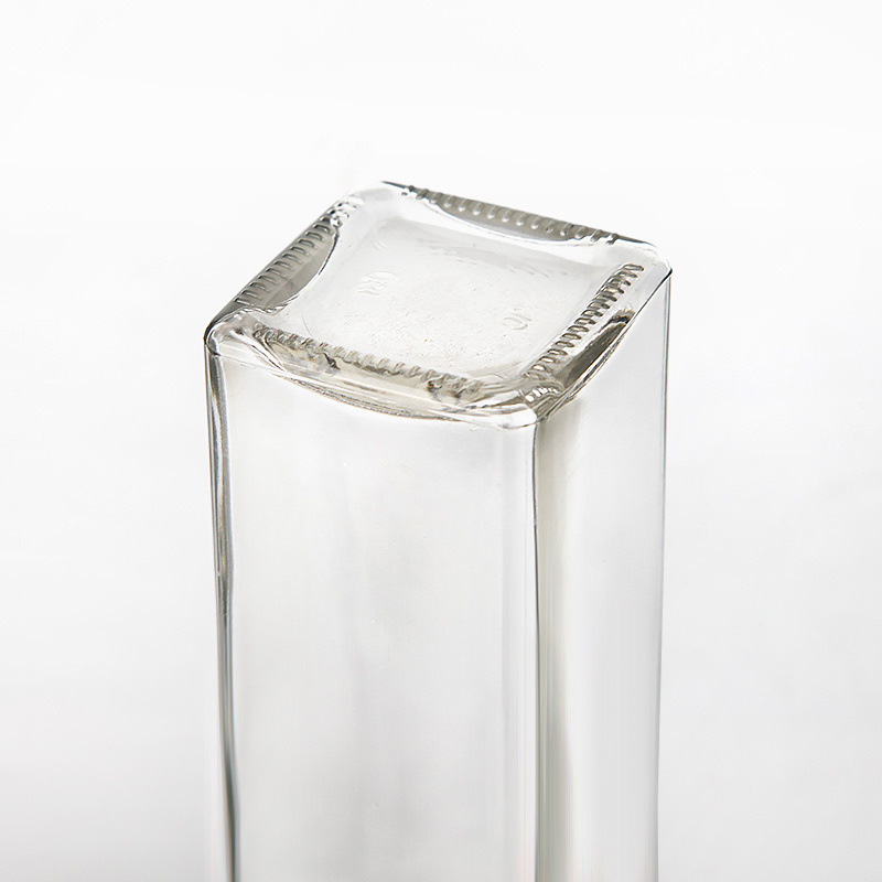 China Manufacturer Square 8oz 350ml Juice Milk Coffee Soda Drinking Glass Bottle with Plastic Screw Lid