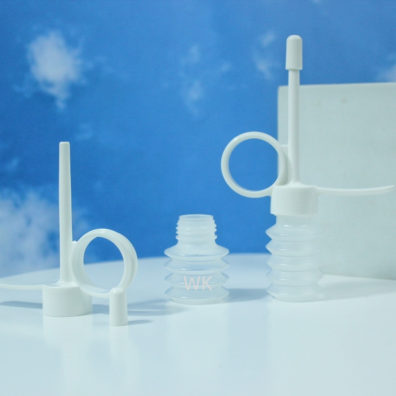 9ml 12ml 15ml Plastic Squeeze Douche Applicator Extendable Bottle Foldable Rinse Bottle for Gynecological Use